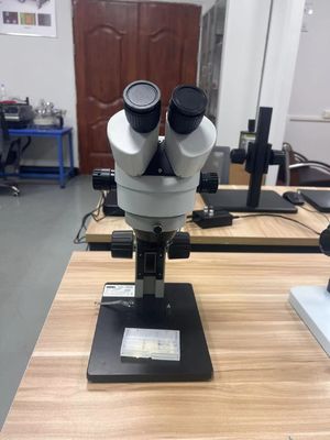 Binocular microscope